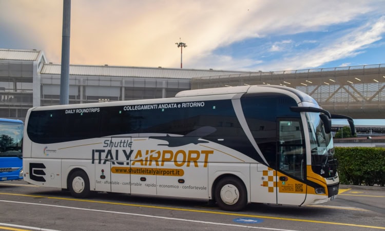 Come arrivare a Cesenatico dall'Aeroporto di Bologna